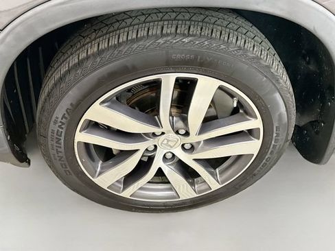 Used 2018 Honda Pilot Touring image 36