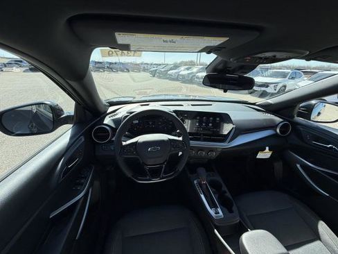 New 2026 Chevrolet Trax RS image 23