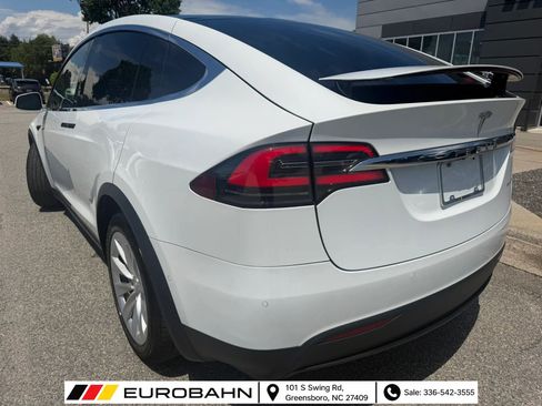 Used 2020 Tesla Model X AWD/4WD image 3