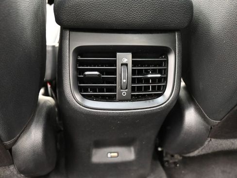 Used 2022 Kia Forte GT-Line w/ GT-Line Premium Package image 39