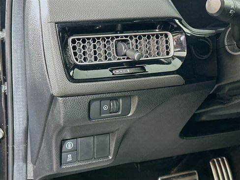 Certified 2024 Honda Civic Sport image 10