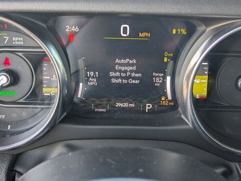 Used 2022 Jeep Wrangler Unlimited Sahara w/ Cold Weather Group image 21