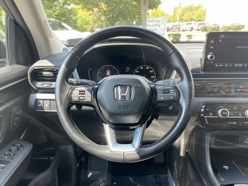 Used 2023 Honda Pilot EX-L image 16