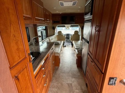 Used 2016 Mercedes-Benz Sprinter 3500 image 16