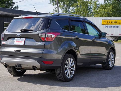 Used 2017 Ford Escape Titanium AWD/4WD image 9