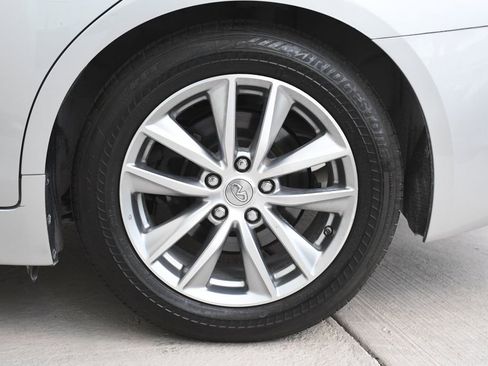 Used 2017 INFINITI Q50 3.0t Premium RWD image 31