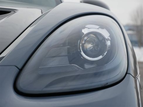 Used 2023 Porsche 718 Cayman GT4 RS image 6