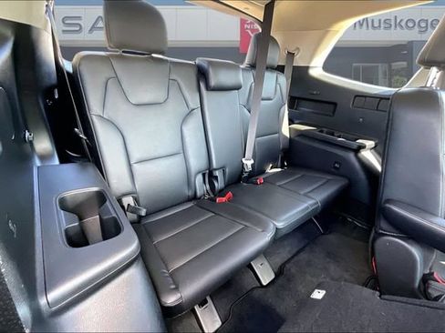Used 2025 Kia Telluride S AWD/4WD image 24
