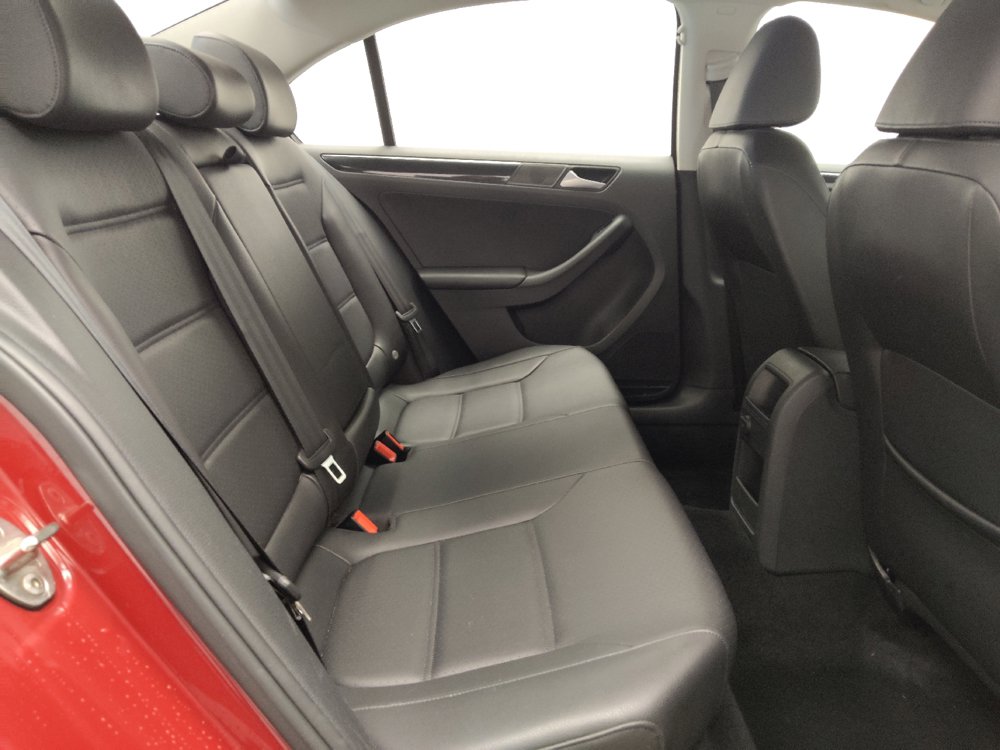 Used 2016 Volkswagen Jetta SEL FWD image 19