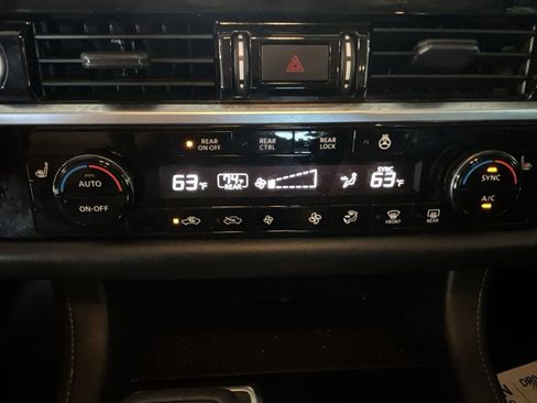 Certified 2022 Nissan Pathfinder SL w/ Cargo Package image 25