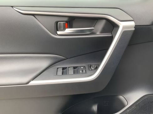 New 2025 Toyota RAV4 SE image 11