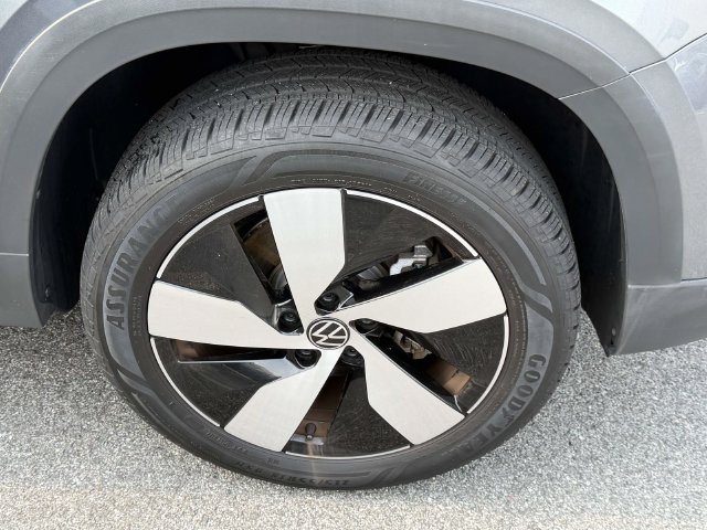 Certified 2023 Volkswagen Taos S w/ Driver Assistance Package AWD/4WD image 9