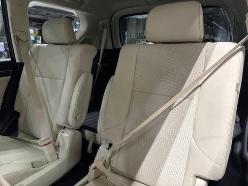 Used 2023 Lexus GX 460 Premium image 25