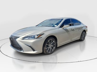 Certified 2023 Lexus ES 350 w/ Premium Package
