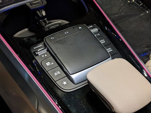 Used 2022 Mercedes-Benz GLB 250 4MATIC image 20