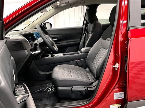 New 2026 Nissan Kicks SV FWD image 10