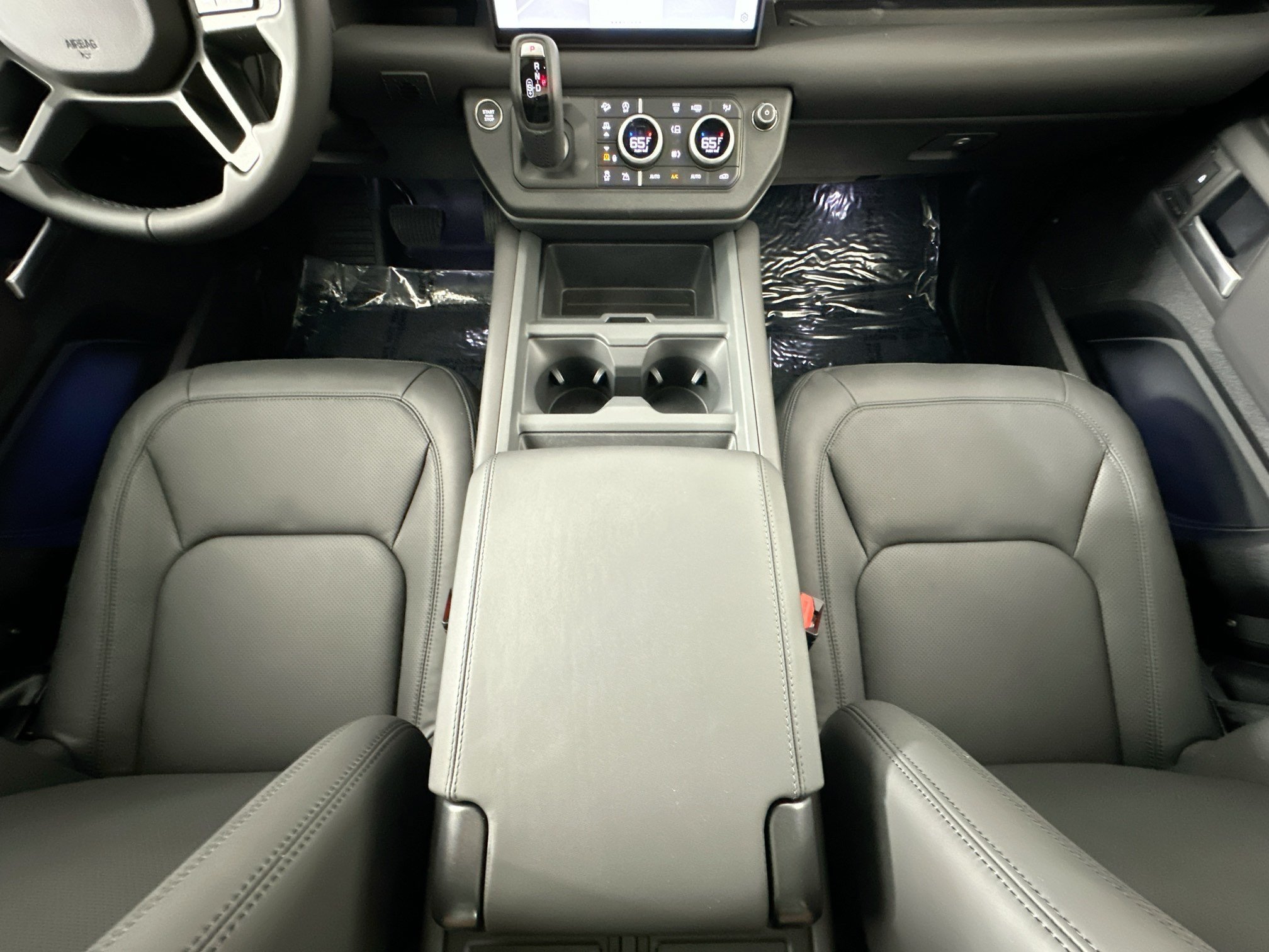 Certified 2025 Land Rover Defender 110 S AWD/4WD image 22