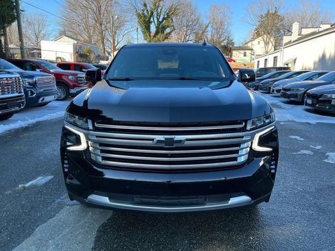 Used 2023 Chevrolet Tahoe High Country image 2