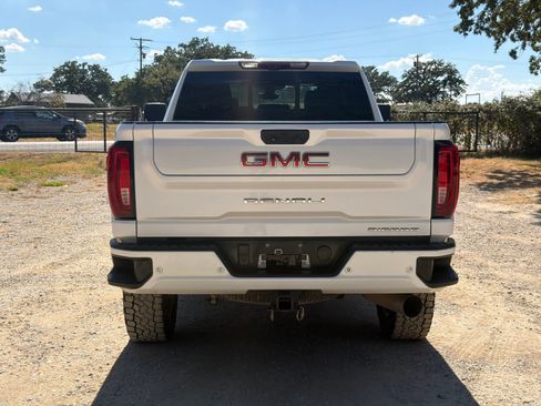 Used 2021 GMC Sierra 2500 Denali w/ Denali Ultimate Package AWD/4WD image 6