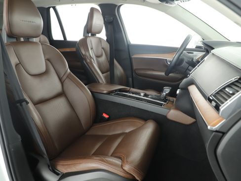 Used 2018 Volvo XC90 T6 Inscription w/ Convenience Package image 18