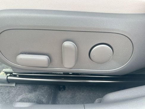 New 2025 Hyundai Kona SEL image 37