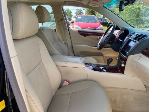Used 2010 Lexus LS 460 AWD image 27