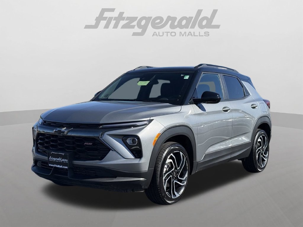Used 2025 Chevrolet TrailBlazer RS AWD/4WD image 2
