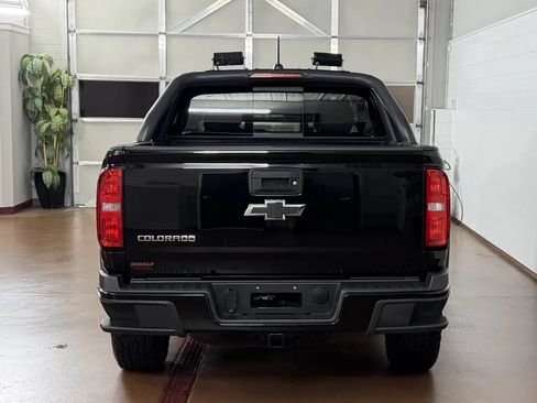 Used 2016 Chevrolet Colorado Z71 AWD/4WD image 4