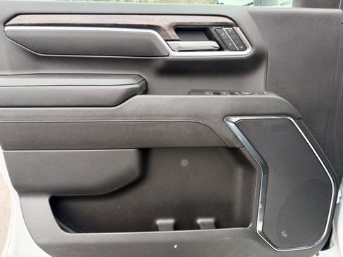 Certified 2024 Chevrolet Silverado 2500 LTZ image 19