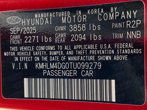 Certified 2026 Hyundai Elantra Sport FWD image 38