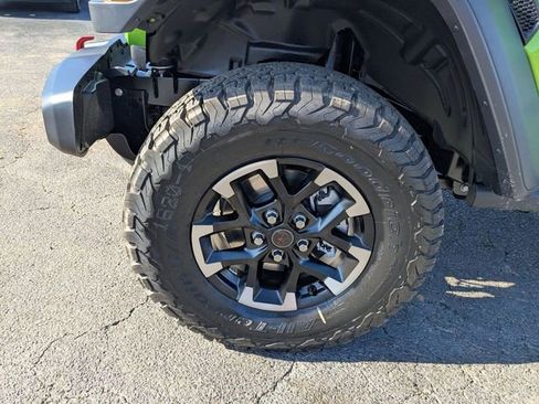 New 2025 Jeep Wrangler Unlimited Rubicon w/ Technology Group image 8