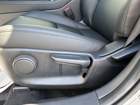 New 2025 MAZDA CX-30 AWD 2.5 S w/ Select Sport Pkg image 16