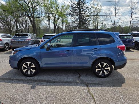 Used 2018 Subaru Forester 2.5i Premium w/ All-Weather Package AWD/4WD image 4