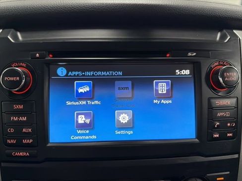 Used 2018 Nissan Titan SV w/ SV Convenience Package image 21