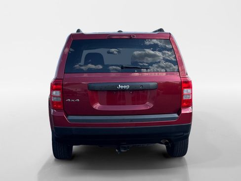 Used 2016 Jeep Patriot Sport AWD/4WD image 5