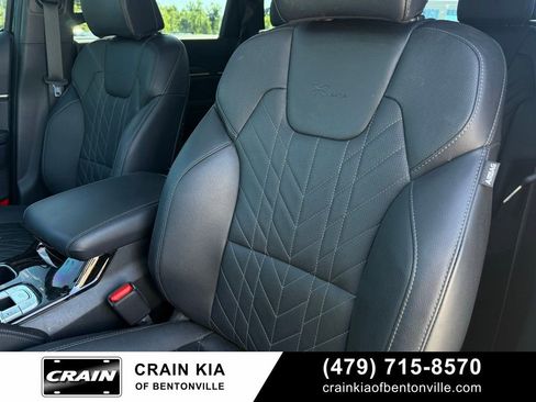 Used 2025 Kia Telluride SX X-Line AWD/4WD image 17