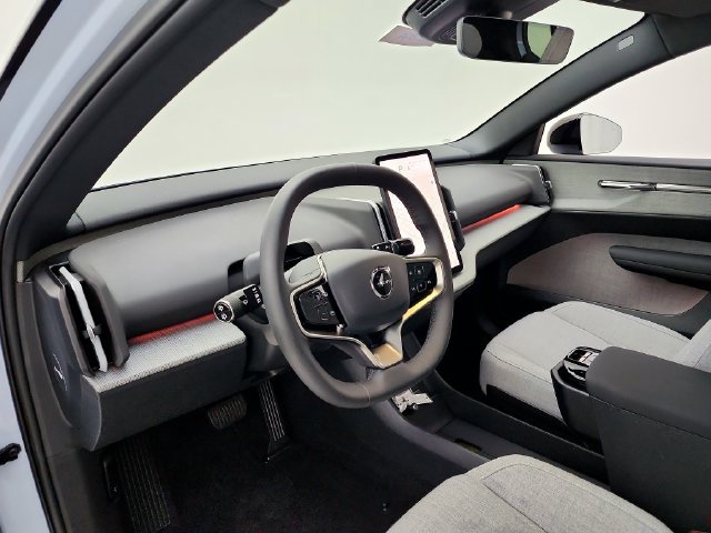 Used 2025 Volvo EX30 Ultra w/ Climate Package AWD/4WD image 20