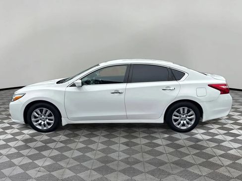 Used 2017 Nissan Altima 2.5 S w/ Power Driver Seat Package FWD image 8