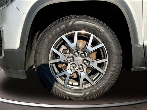 Used 2020 GMC Acadia SLE FWD image 39