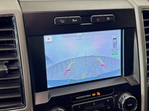 Used 2019 Ford F150 Lariat image 16