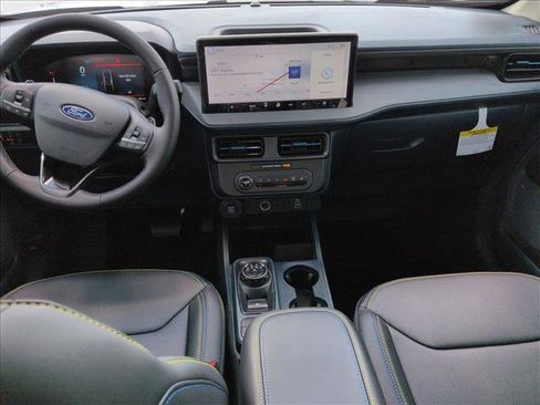 New 2025 Ford Maverick Lobo image 15