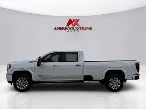 Used 2022 GMC Sierra 3500 Denali image 2