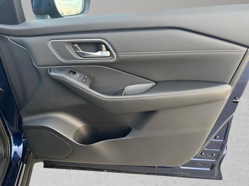 New 2026 Nissan Rogue Platinum w/ Platinum Premium Package image 14