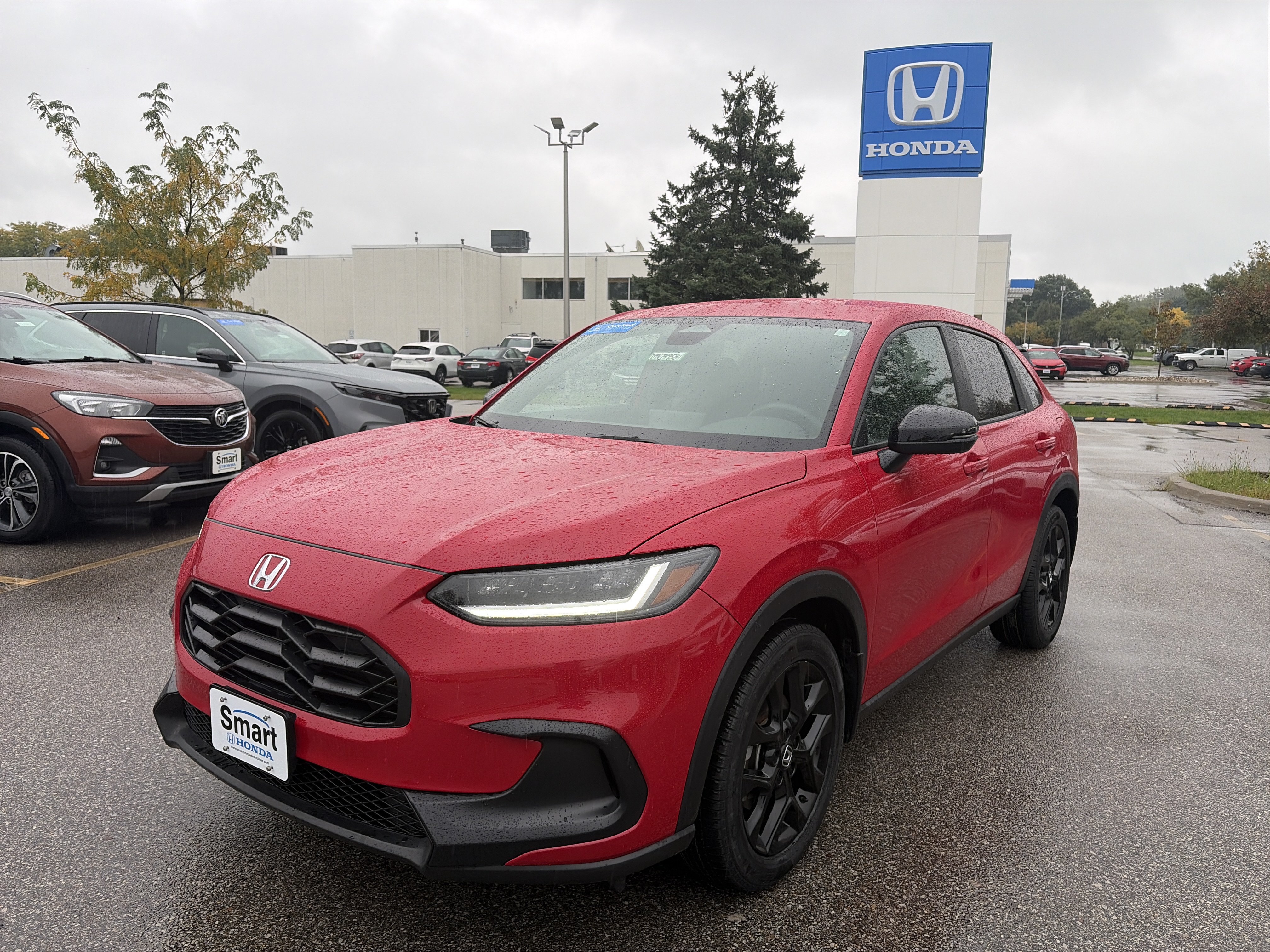 Used 2024 Honda HR-V Sport image 1