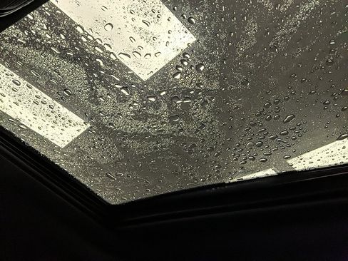 Used 2023 BMW M340i xDrive w/ Premium Package image 34