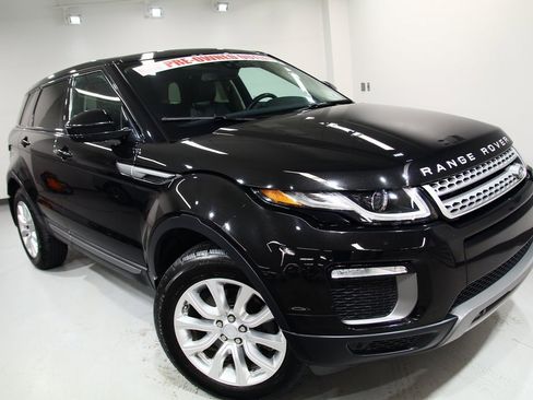 Used 2016 Land Rover Range Rover Evoque SE image 8