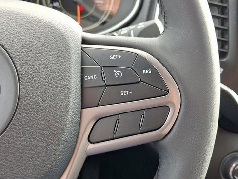 Certified 2022 Jeep Compass Limited w/ Elite Group image 25