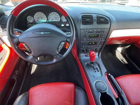Used 2003 Ford Thunderbird image 18