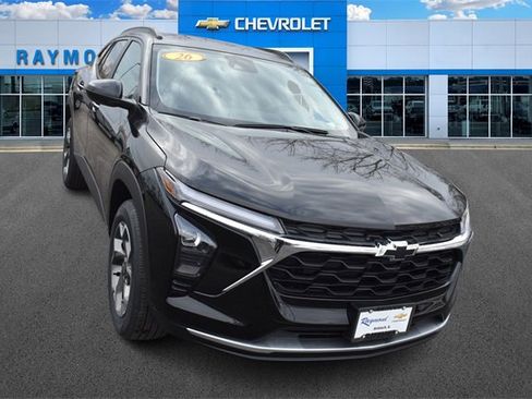 New 2026 Chevrolet Trax LT w/ LT Convenience Package image 10