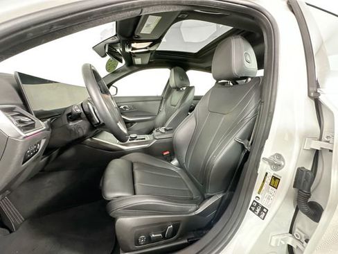 Used 2024 BMW 330i xDrive Sedan image 4
